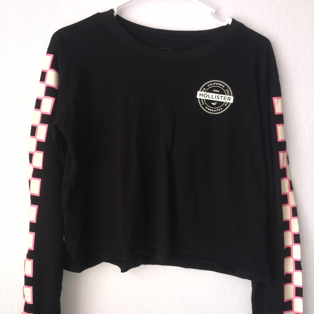 Hollister Graphic Tee